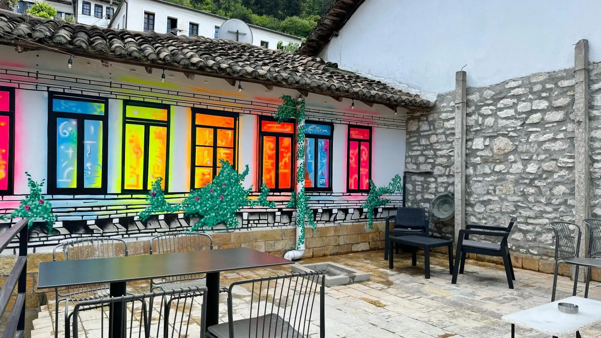Helin'S Hostel By Backpackers Berat