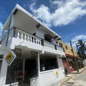 La Famiglia , Isla Mujeres Mexico