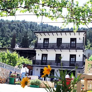 Hostel Maya, Berat